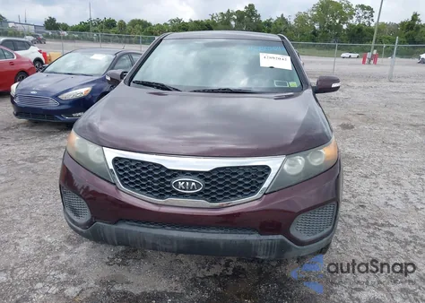 2011 Kia Sorento Lx z USA, uszkodzony, nr VIN 5XYKT3A19BG088004